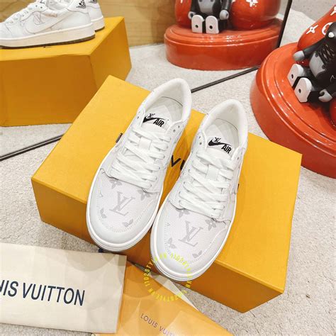 giày sneaker lv chính hãng|Giày Louis Vuitton Nam Chính Hãng 2024. Ưu đãi trả .